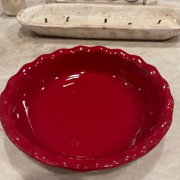 Emile Henry red pie dish 9” - Picture 5 of 12